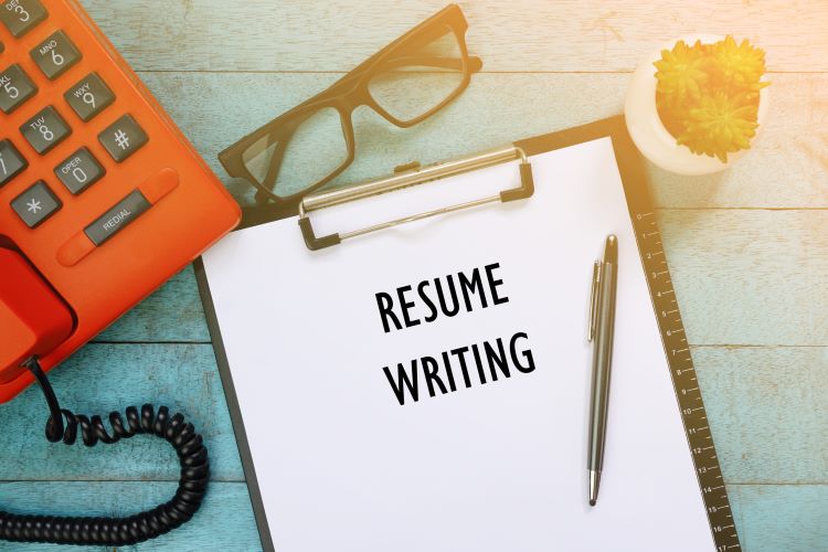 Resume Type is Right for Your Job Search